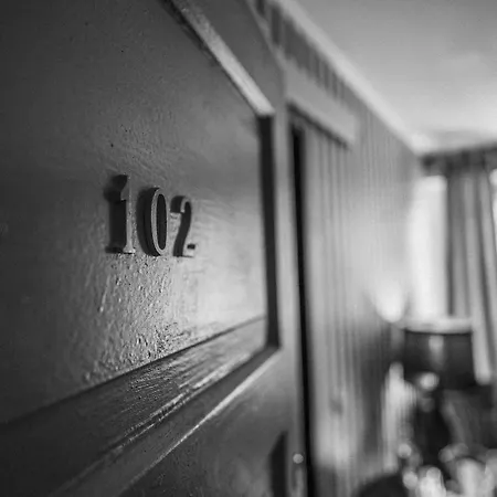 Nocleg ze śniadaniem Fregata 3*