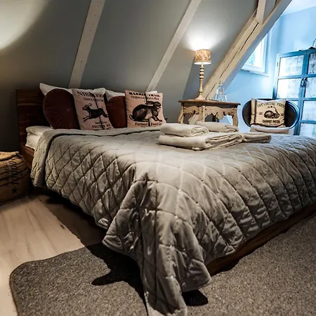 Couette-café Fregata Zagórze Śląskie