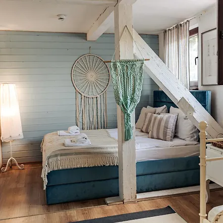 Fregata Couette-café 3*